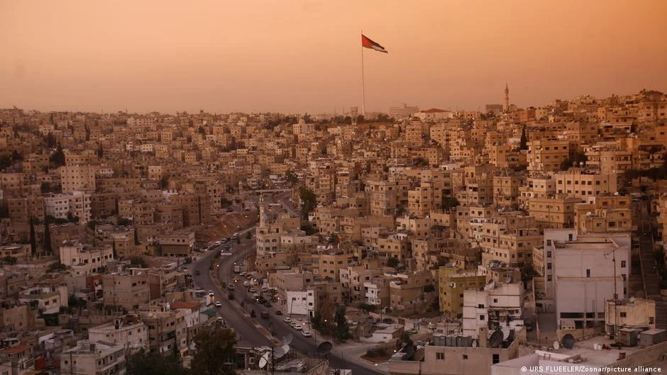 إطلاق نار على جنازة في كنسية بالأردن يوقع 7 قتلى