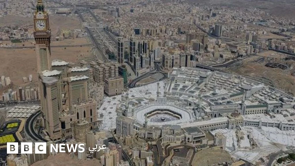 قصف القصر الرئاسي بعدن واعتراض مسيّرات وصواريخ حوثية تتجه نحو السعودية